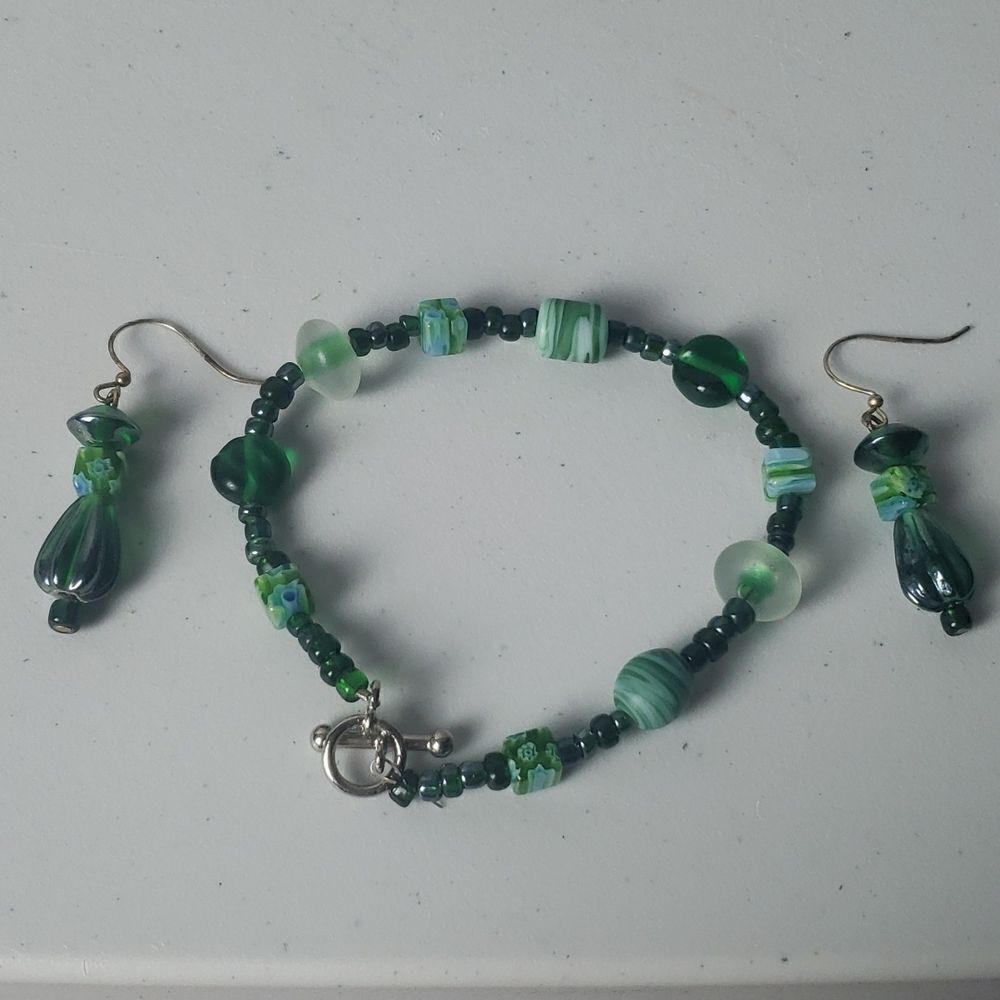 โGreenย Earringsย Set
